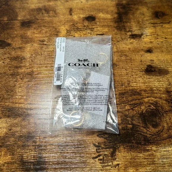 Coach Bow Strap Extender - Picture 3 of 4